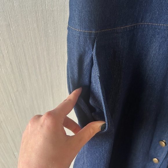 Shelby & Palmer Denim Dress - Picture 3 of 7